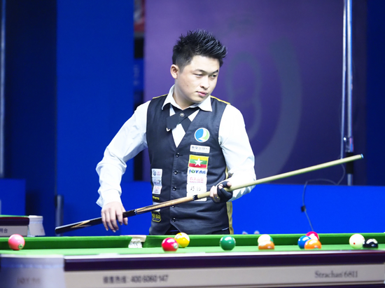 张氛围在下 张氛围在下